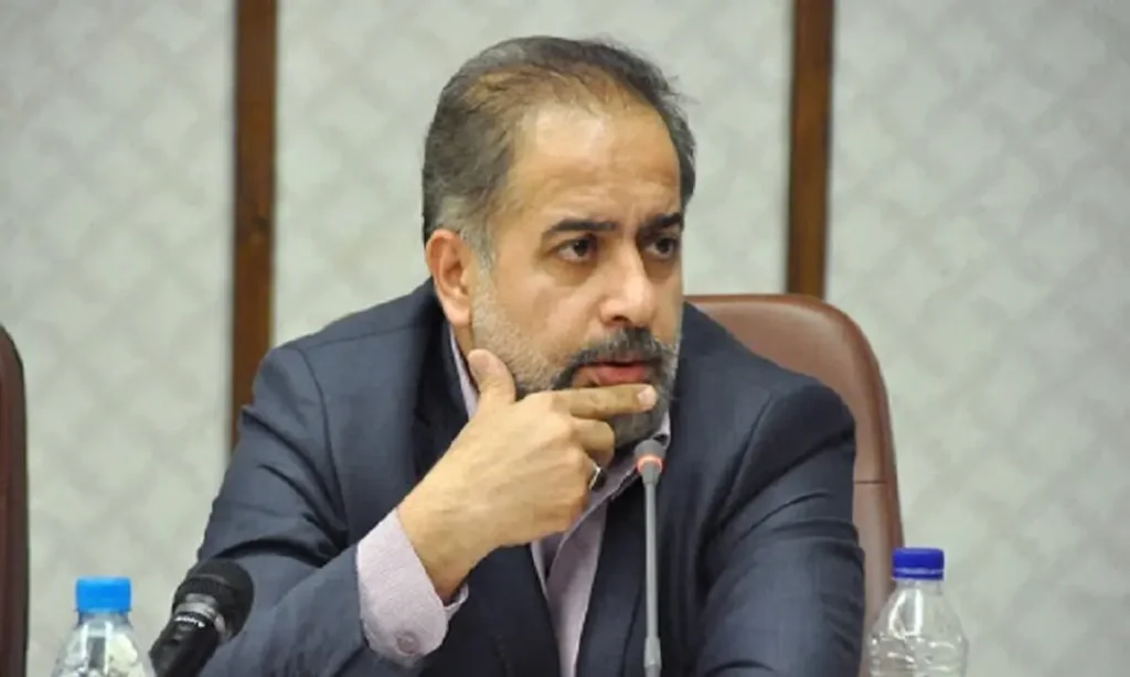 کیومرث فتح‌الله کرمانشاهی، به عنوان معاون اسبق وزیر صنعت، معدن و تجارت و کارشناس حوزه بازرگانی